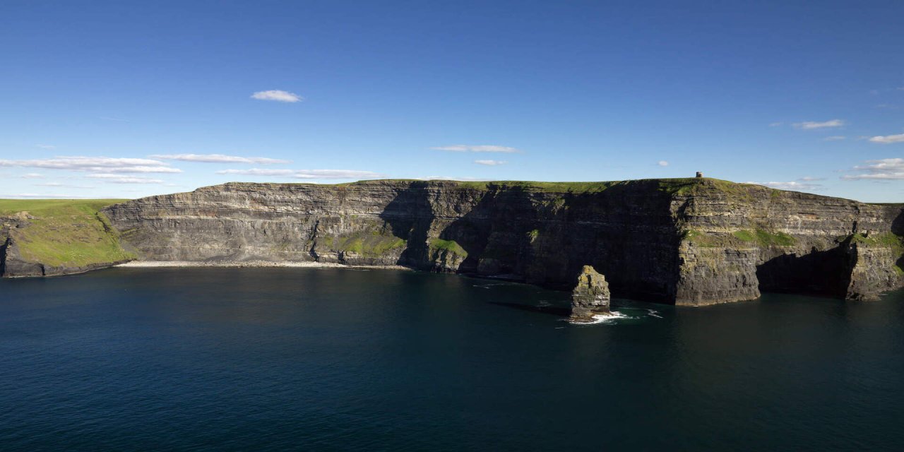 sea view of the cliffs of moher